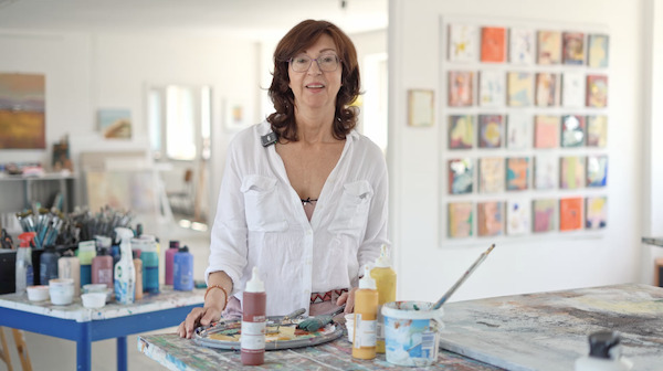 Video Vorschaubild Ute Zander im Atelier Video abspielen: Ute Zander stellt sich im Atelier vor